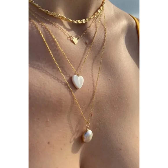 NEW Sparkly Gold Unisex-Women’s Pearl Heart, Yellow Gold Filled Necklace, 16-18” - Picture 8 of 14